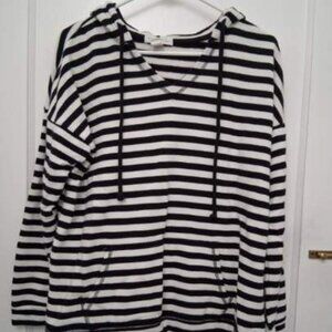 Women's Forever 21 Hooded Sweatshirt